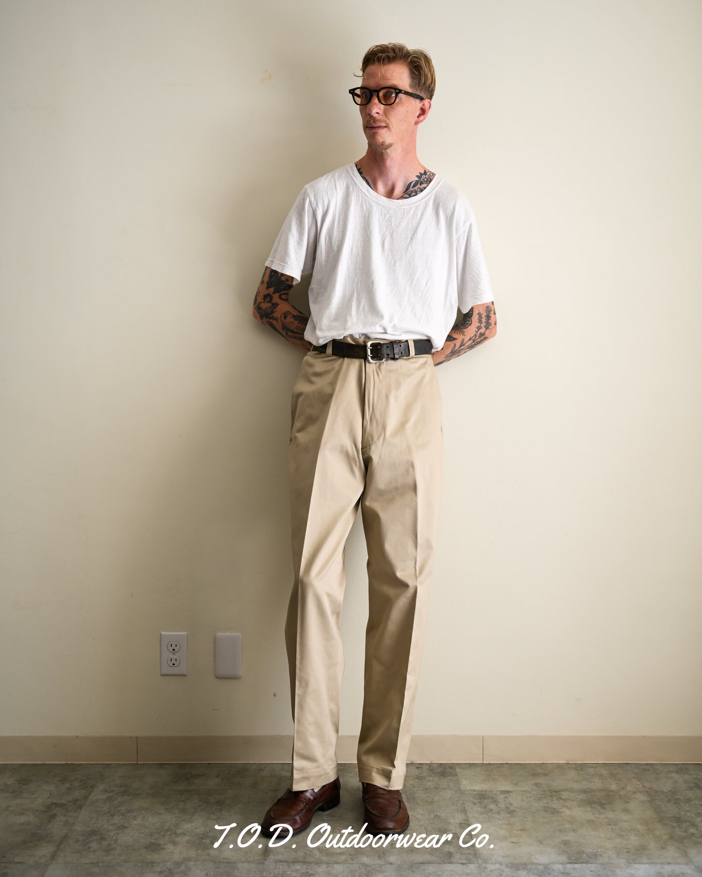 【TOD TRADITIONAL TROUSERS】M1968 CHINO COTTON TWILL, BEIGE