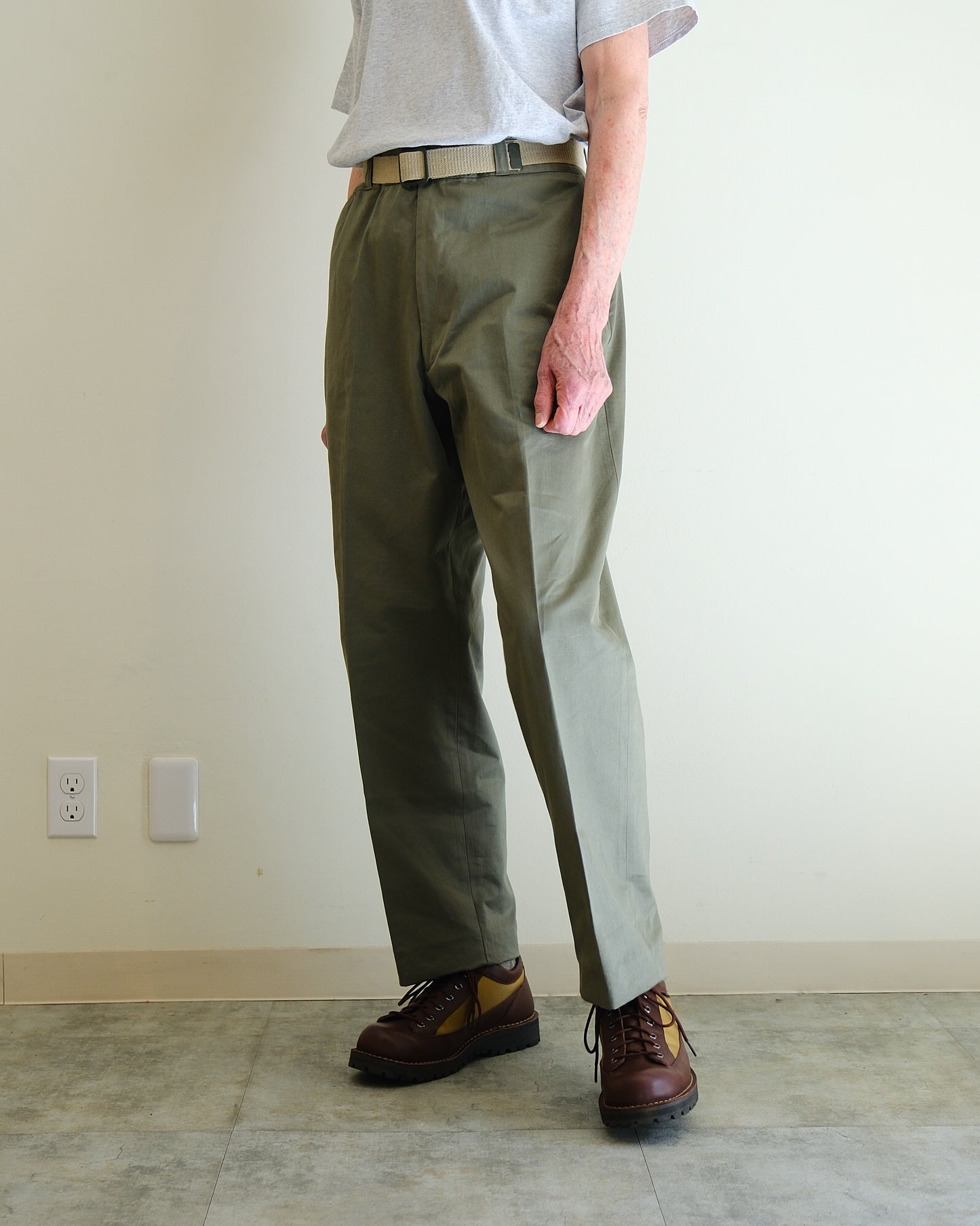 【TOD TRADITIONAL TROUSERS】M1968 CHINO COTTON TWILL, BEIGE