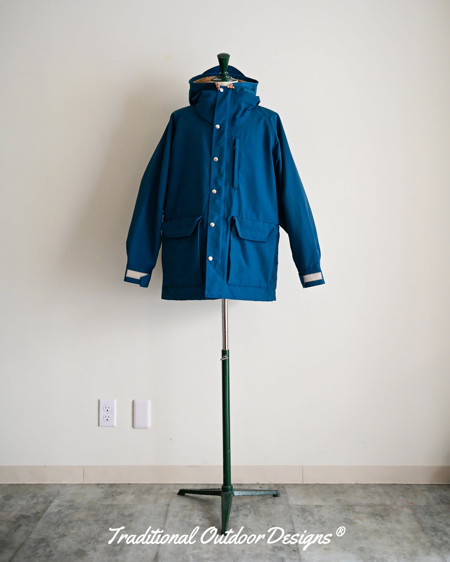 【TOD Outdoorwear Co,】 New Classic M.T.P. 60/40, Navy