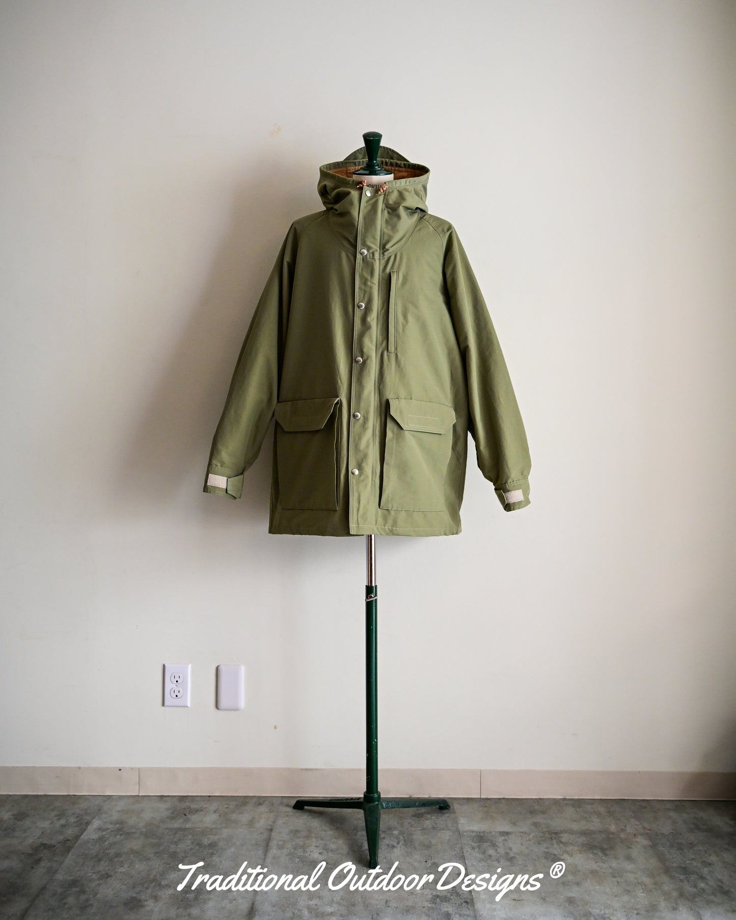 【10月下旬~11月上旬発送】【TOD Outdoorwear】New Classic M.T.P. , MOSS GREEN