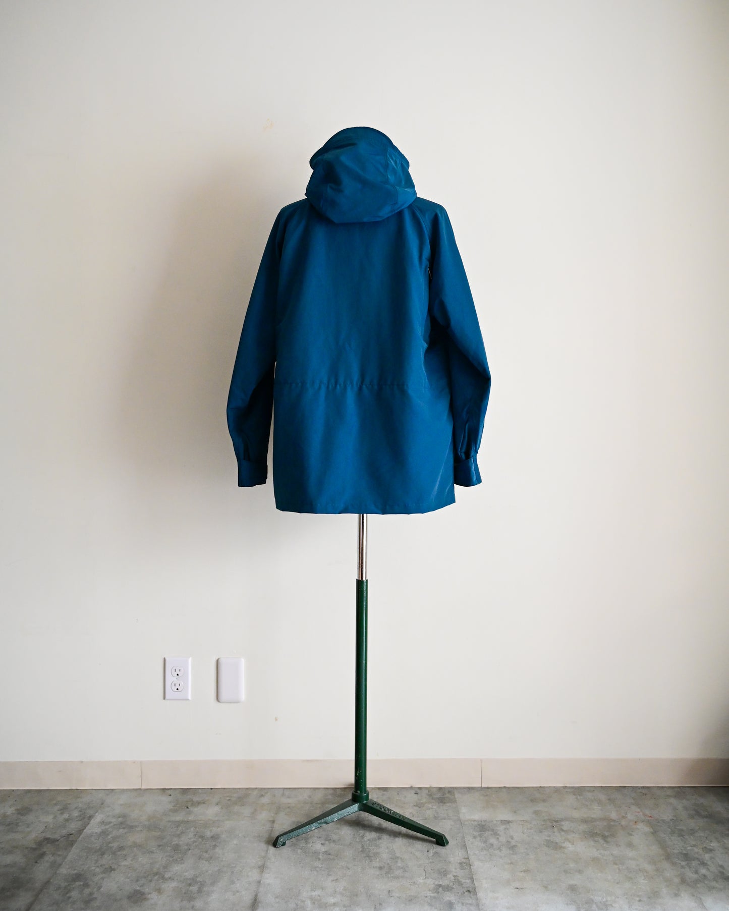 【TOD Outdoorwear Co,】 New Classic M.T.P. 60/40, Navy