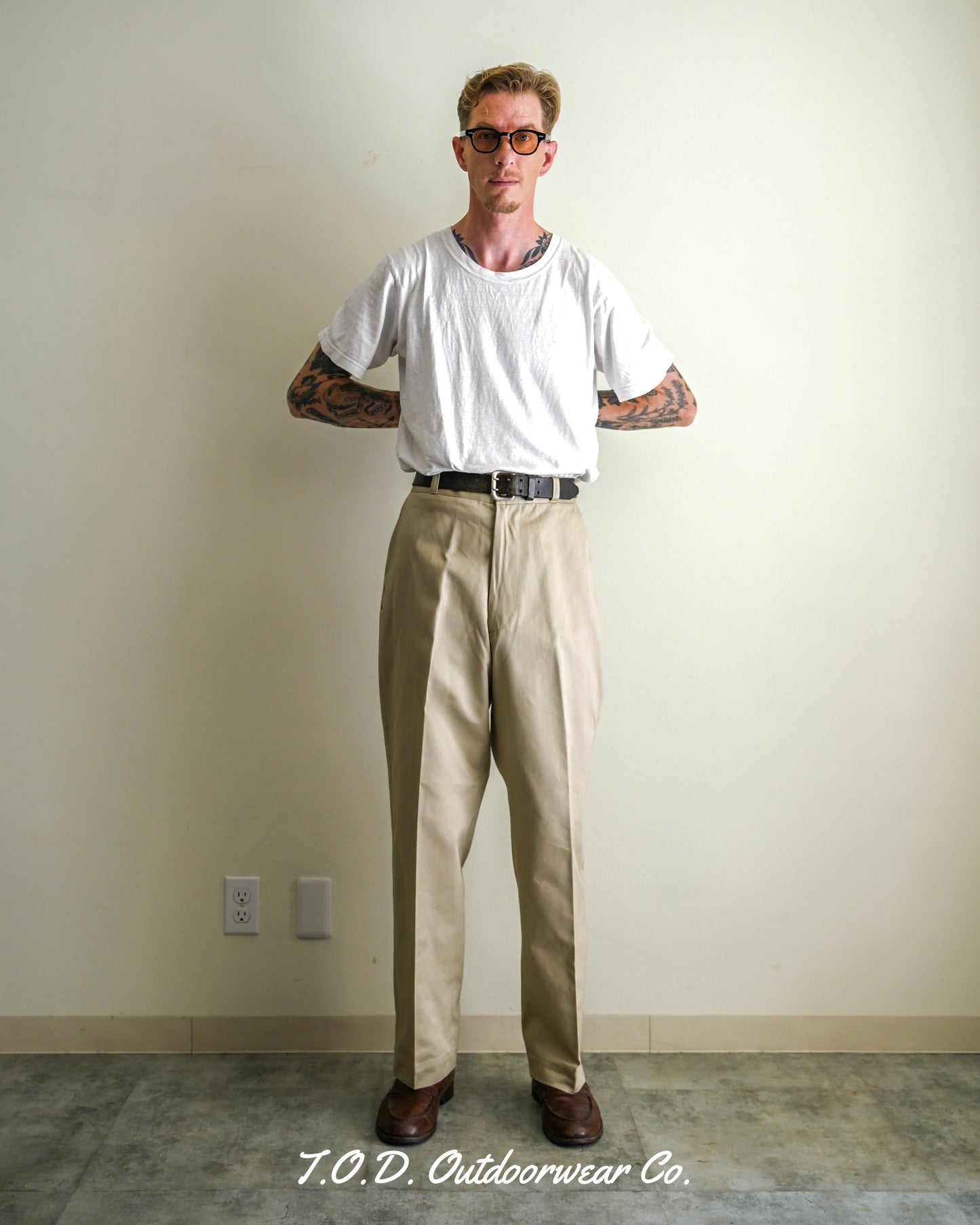 【TOD TRADITIONAL TROUSERS】M1968 CHINO COTTON TWILL, BEIGE