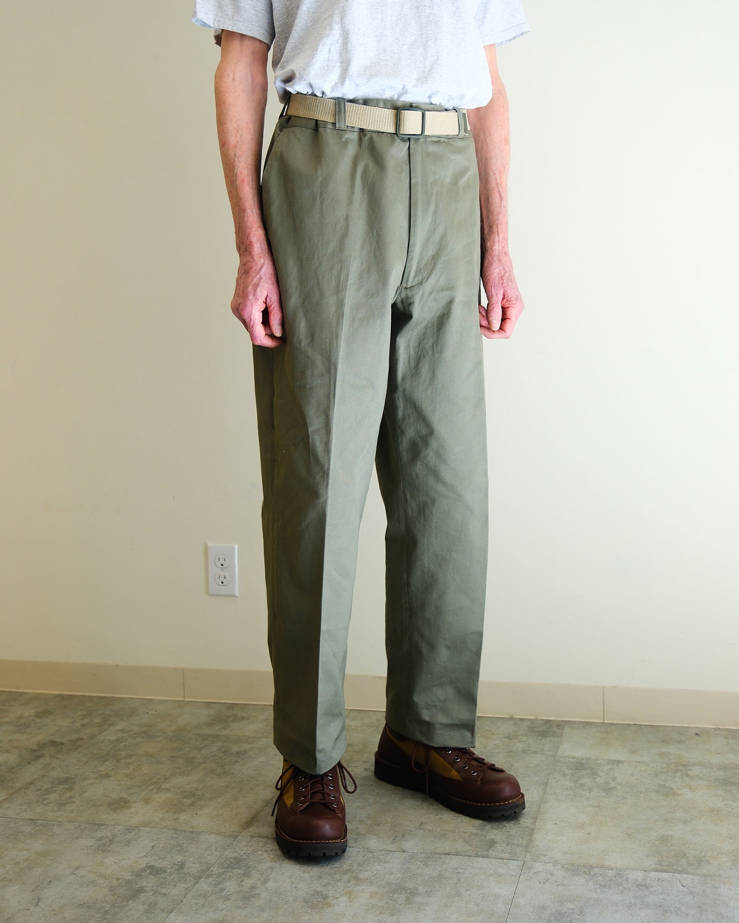 【TOD TRADITIONAL TROUSERS】M1968 CHINO COTTON TWILL, BEIGE
