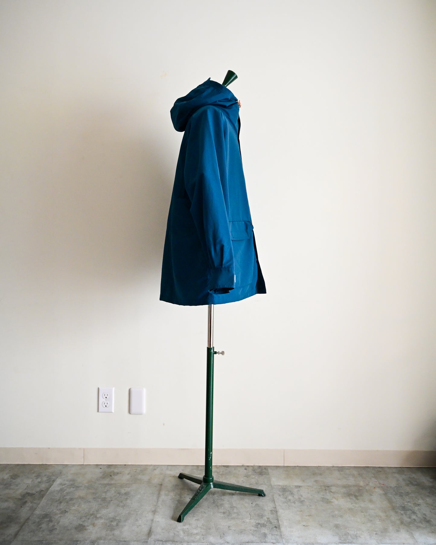 【TOD Outdoorwear Co,】 New Classic M.T.P. 60/40, Navy