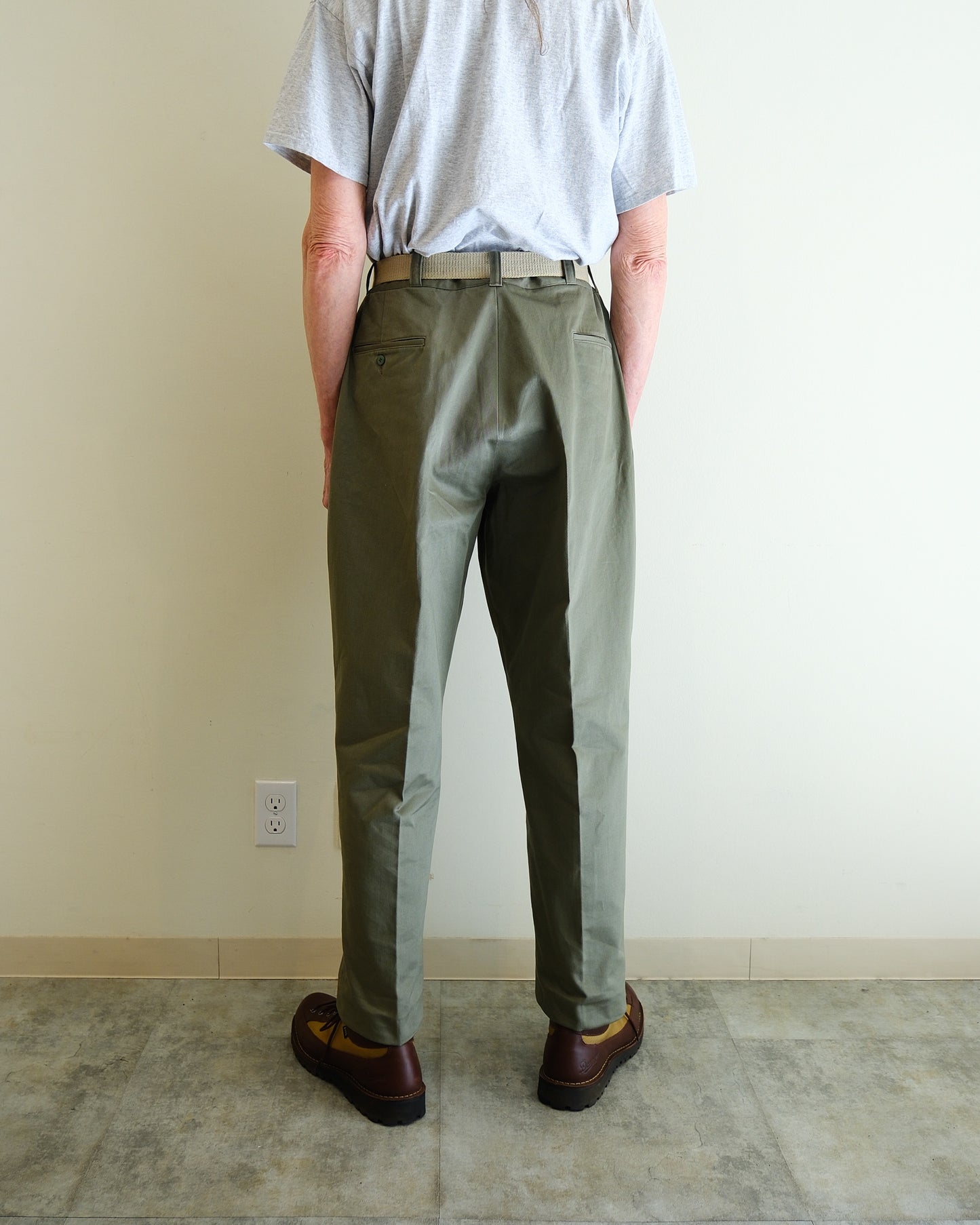 【TOD TRADITIONAL TROUSERS】M1968 CHINO COTTON TWILL, BEIGE