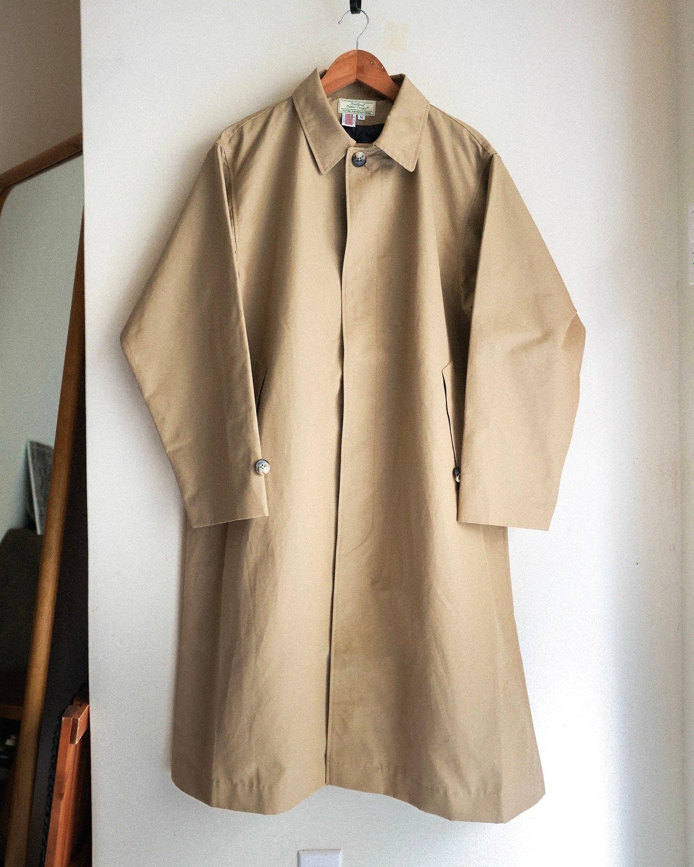 【TOD Outdoorwear Co,】Outing Weather Coat II 60/40 Beige