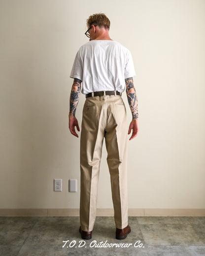 【TOD TRADITIONAL TROUSERS】M1968 CHINO COTTON TWILL, BEIGE