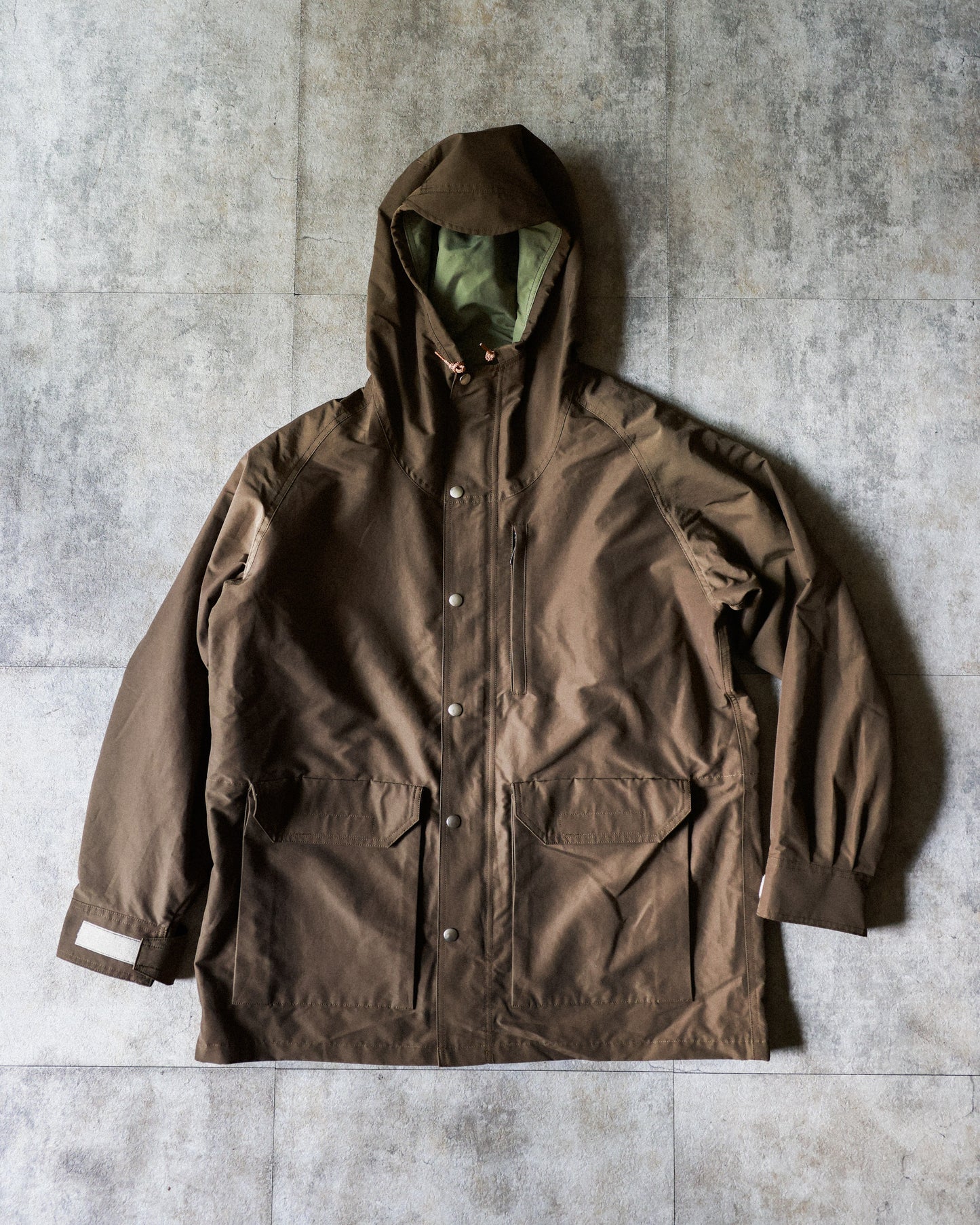 【AUGUST-2026 PRE-ORDER + MUG】TOD 26FW NEW CLASSIC M.T.P. 60/40