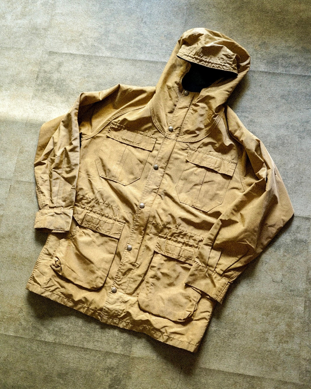 【TOD Archive Designs】Early 80s SIERRA DESIGNS ORIGINAL MOUNTAIN PARKA TAN SMALL