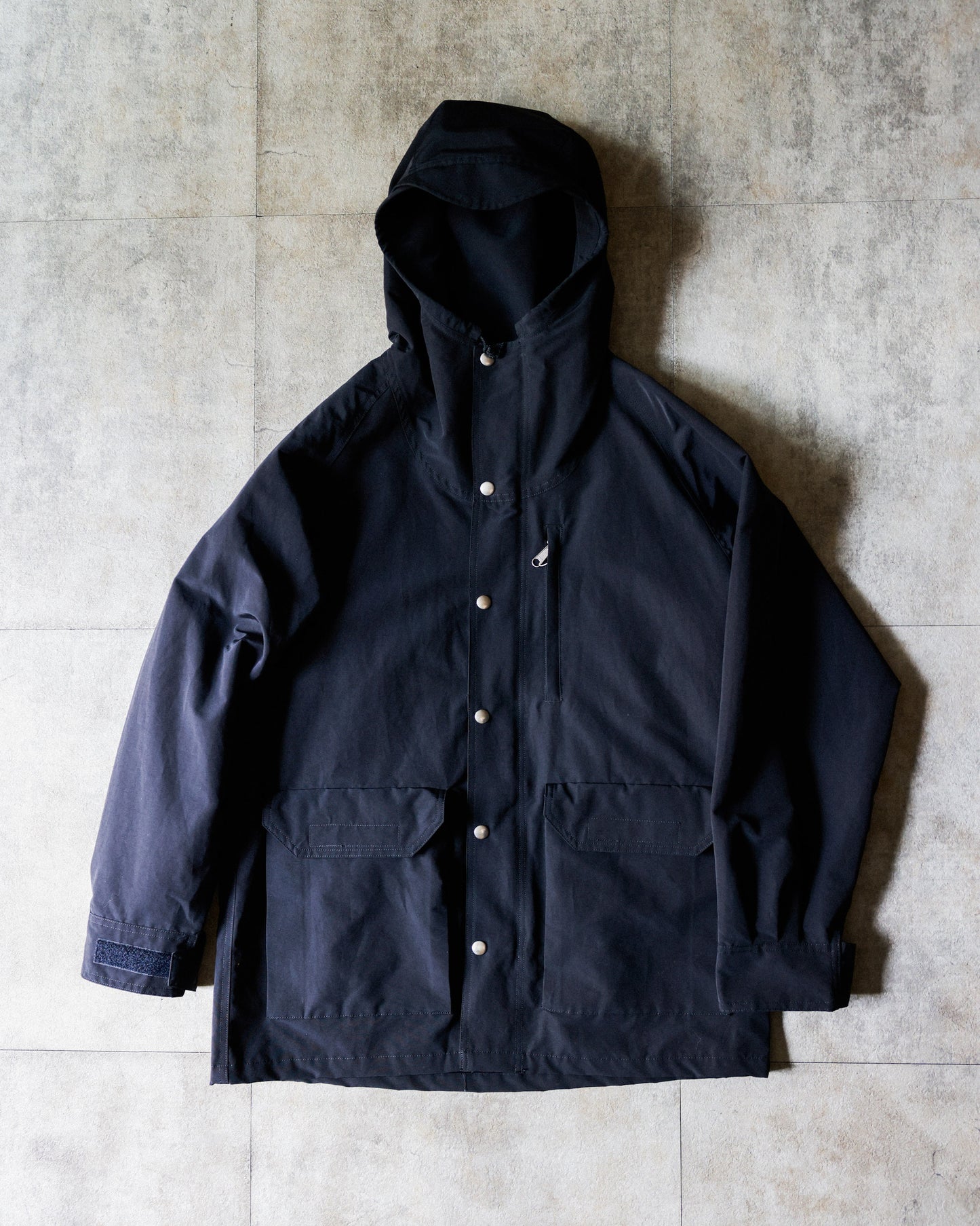 【AUGUST-2026 PRE-ORDER + MUG】TOD 26FW NEW CLASSIC M.T.P. 60/40